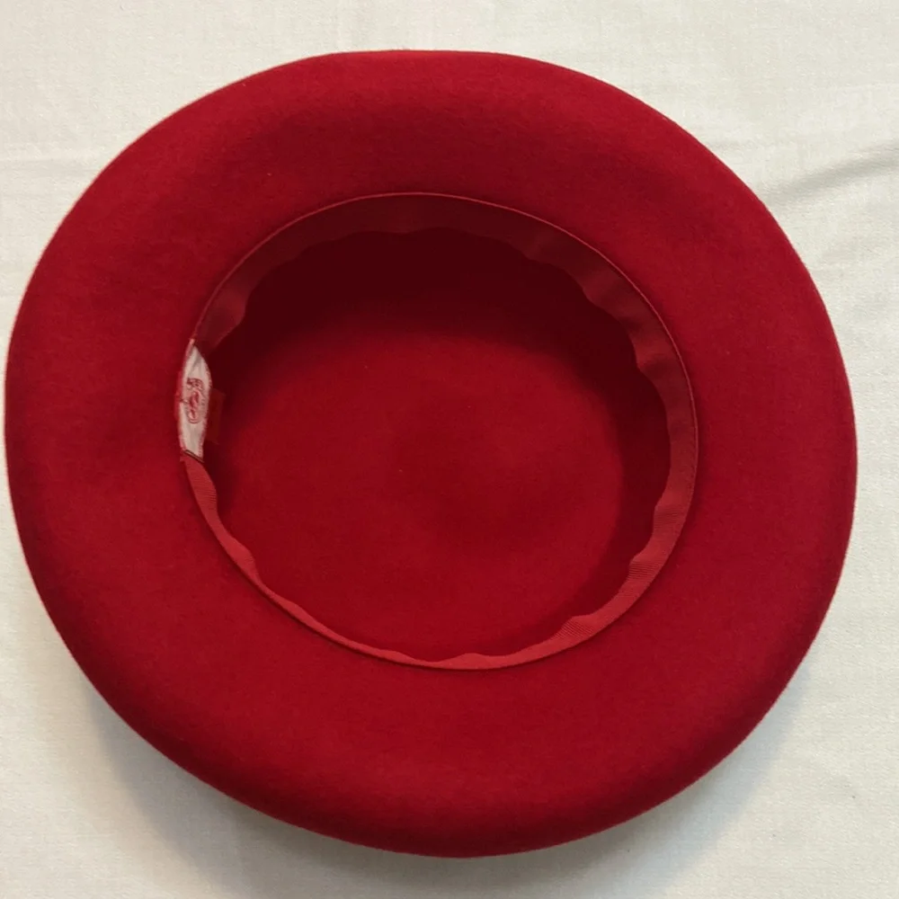 REDUCED- Red Womens 100% Wool Fedora Style Hat - Nice!